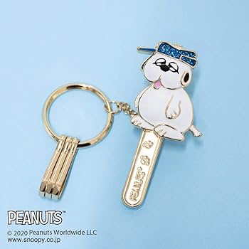 【即購入OK】中国限定　スヌーピー　オラフ　パンダ　キーホルダー 即購入OK】中国限定 スヌーピー オラフ パンダ キーホルダー